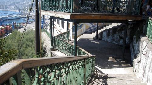 Valparaiso stairs